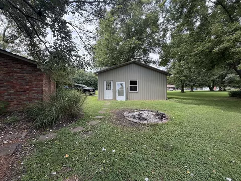 Exterior - 189 Blasdel Dr, Joppa, IL 62953 photo 3 of 5