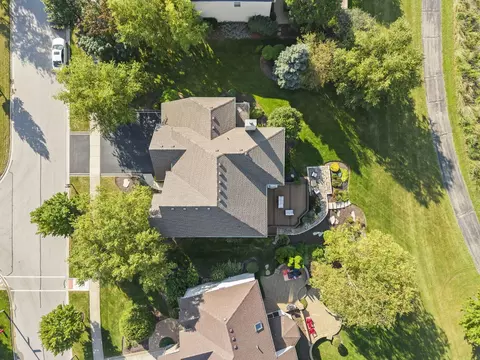 View/Area - 26612 Lindengate Cir, Plainfield, IL 60585 photo 2 of 13