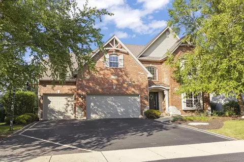 Exterior - 26612 Lindengate Cir, Plainfield, IL 60585 photo 3 of 11