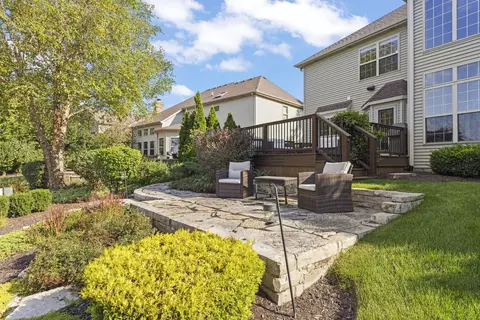 Exterior - 26612 Lindengate Cir, Plainfield, IL 60585 photo 9 of 11