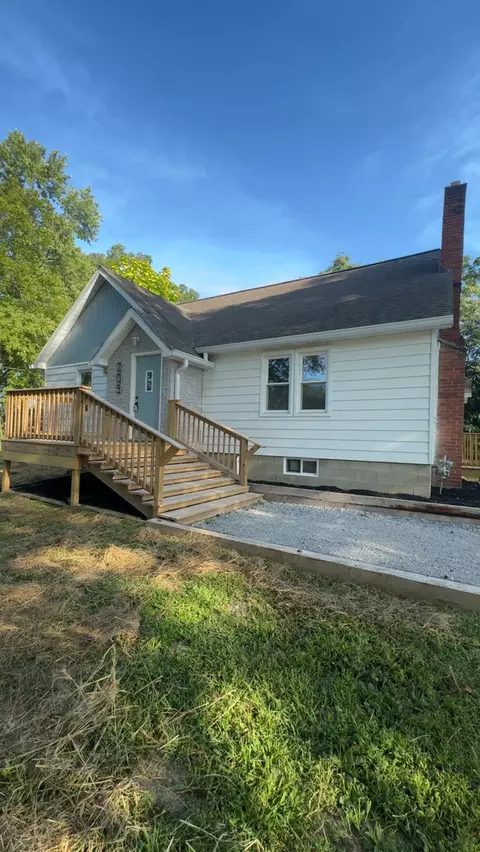 Exterior - 205 W Main St, Ewing, IL 62836 photo 6 of 6
