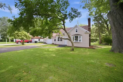 Exterior - 15811 S Whipple Ave, Markham, IL 60428 photo 3 of 7