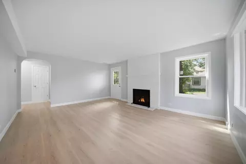 Living - 15811 S Whipple Ave, Markham, IL 60428 photo 1 of 4