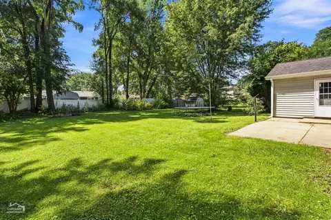 Exterior - 4515 Willow Ln, Mchenry, IL 60050 photo 2 of 6