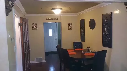 625 S 2nd St, West Dundee, IL 60118 photo 5