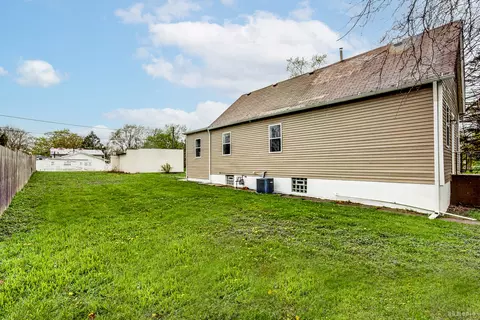 Exterior - 3300 Butler Ave, Steger, IL 60475 photo 2 of 3