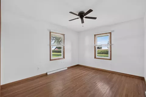 Bedroom - 3560 E 14th Rd, Ottawa, IL 61350 photo 3 of 5
