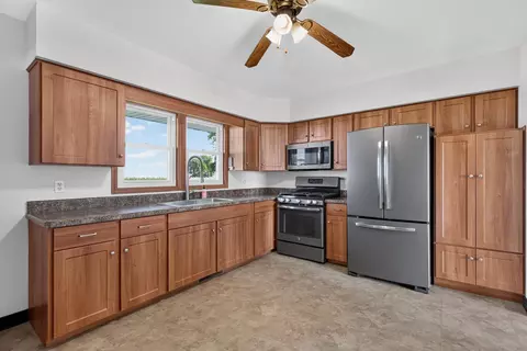 Kitchen - 3560 E 14th Rd, Ottawa, IL 61350 photo 1 of 3