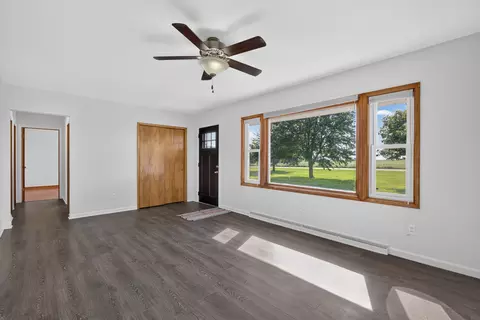 Living - 3560 E 14th Rd, Ottawa, IL 61350 photo 1 of 5
