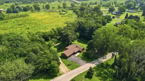 View/Area - 14810 Melinda Dr, Morrison, IL 61270 photo 2 of 3