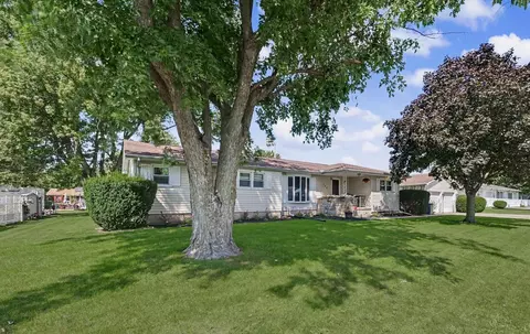 Exterior - 106 Pleasant Dr, Sidney, IL 61877 photo 2 of 16