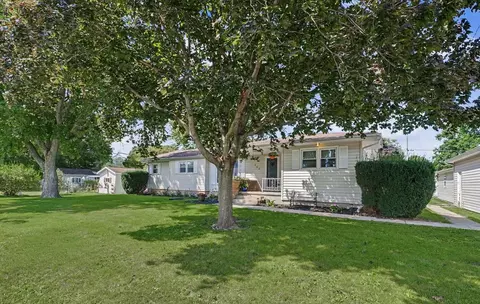 Exterior - 106 Pleasant Dr, Sidney, IL 61877 photo 4 of 16