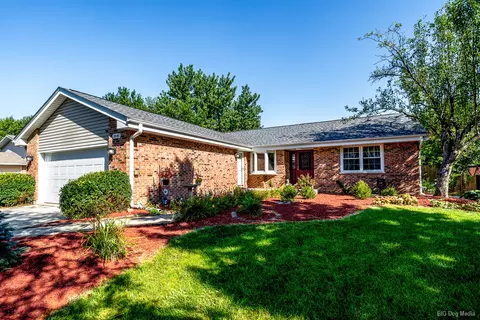 Exterior - 11640 197th St, Mokena, IL 60448 photo 2 of 5