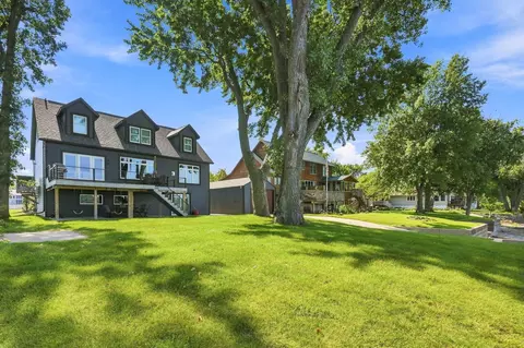 Exterior - 835 1st Ave, Hampton, IL 61256 photo 11 of 11