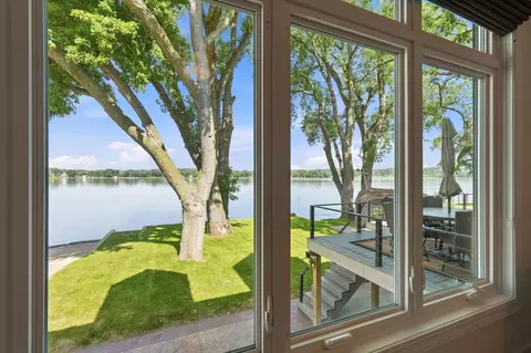 View/Area - 835 1st Ave, Hampton, IL 61256 photo 3 of 4