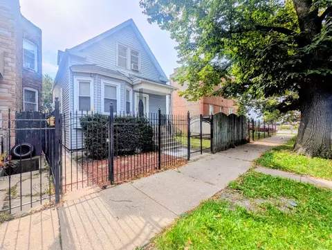 4355 W Potomac Ave, Chicago, IL 60651