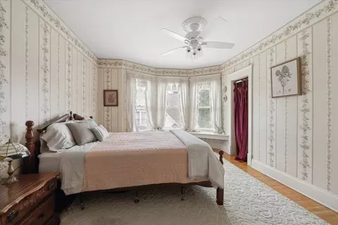 Bedroom - 10216 Main St, Hebron, IL 60034 photo 6 of 10