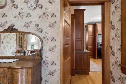 Entry Way - 10216 Main St, Hebron, IL 60034 photo 10 of 25
