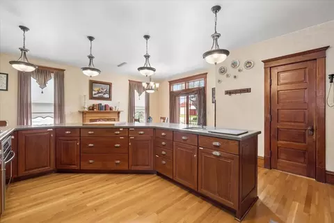 Kitchen - 10216 Main St, Hebron, IL 60034 photo 4 of 5