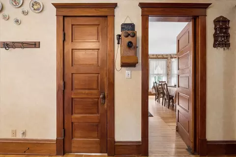 Entry Way - 10216 Main St, Hebron, IL 60034 photo 12 of 25