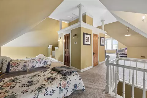 Bedroom - 10216 Main St, Hebron, IL 60034 photo 9 of 10