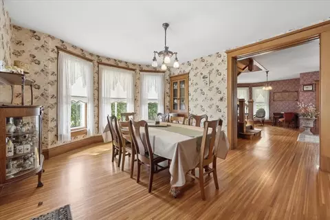 Dining - 10216 Main St, Hebron, IL 60034 photo 2 of 6