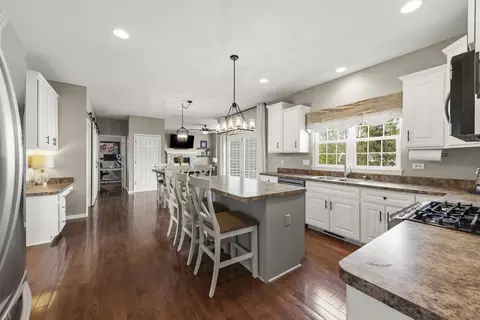 Kitchen - 13500 Arborview Cir, Plainfield, IL 60585 photo 1 of 4