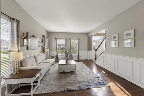 Living - 13500 Arborview Cir, Plainfield, IL 60585 photo 1 of 5