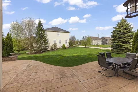 Exterior - 13500 Arborview Cir, Plainfield, IL 60585 photo 3 of 8