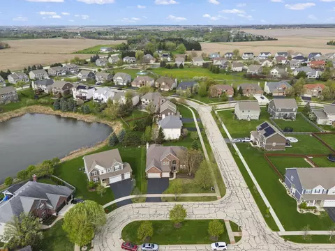 View/Area - 13500 Arborview Cir, Plainfield, IL 60585 photo 4 of 14