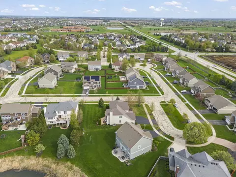 View/Area - 13500 Arborview Cir, Plainfield, IL 60585 photo 10 of 14