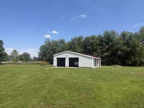 Other - 124 S Maple St, Tamaroa, IL 62888 photo 2 of 9