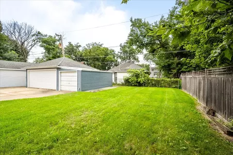 Exterior - Undisclosed, Des Plaines, IL 60018 photo 4 of 4