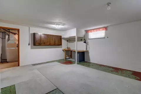 Other - 1237 Harrison Dr, Clinton, IA 52732 photo 9 of 10