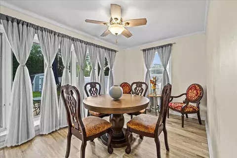 Dining - 2311 Sigwalt St, Rolling Meadows, IL 60008 photo 1 of 1