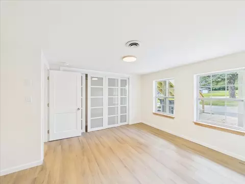 Living - 1722 Baintree Rd, Davis, IL 61019 photo 7 of 8
