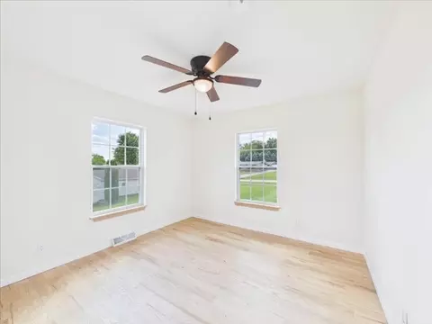 Bedroom - 1722 Baintree Rd, Davis, IL 61019 photo 1 of 2