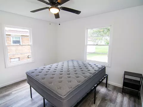 Bedroom - 3116 Oak Ave, Mattoon, IL 61938 photo 2 of 6
