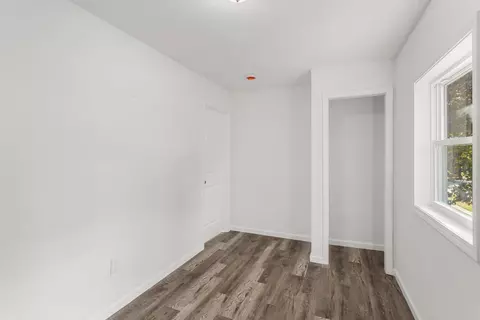 Bedroom - 3116 Oak Ave, Mattoon, IL 61938 photo 6 of 6