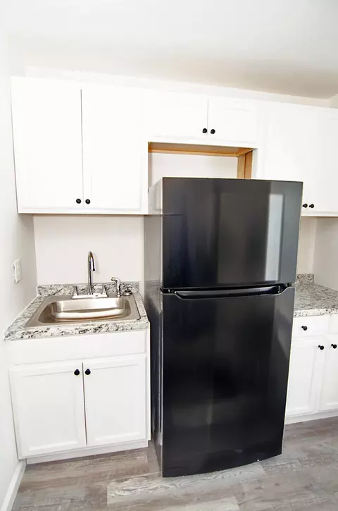 Kitchen - 3116 Oak Ave, Mattoon, IL 61938 photo 3 of 4