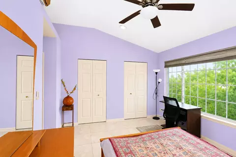Bedroom - 5559 Elizabeth Pl, Rolling Meadows, IL 60008 photo 2 of 3