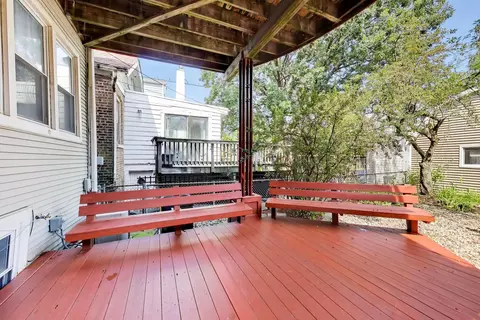 Exterior - 3307 N Oakley Ave, Chicago, IL 60618 photo 4 of 5