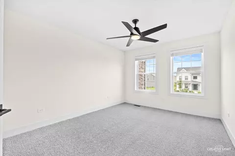 Bedroom - 3527 S Riding Rdg, Elgin, IL 60124 photo 6 of 7