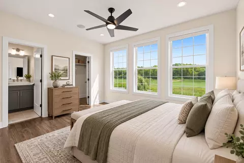 Bedroom - 3527 S Riding Rdg, Elgin, IL 60124 photo 1 of 7