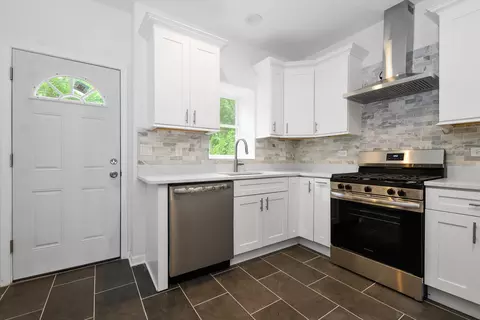 Kitchen - 353 E 119th Pl, Chicago, IL 60628 photo 1 of 4