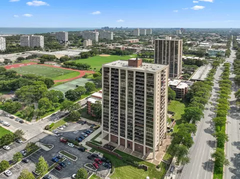 2901 S Michigan Ave #808-809, Chicago, IL 60616