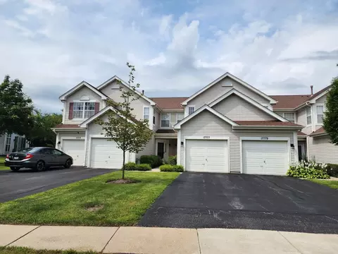 17777 W Braewick Rd, Gurnee, IL 60031