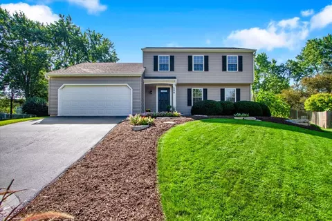 130 Lewis Ct, Saint Charles, IL 60174