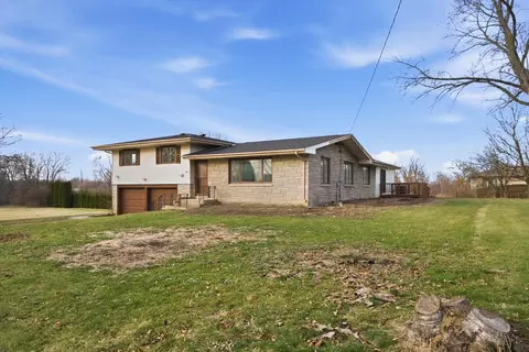 Exterior - 23406 W 135th St, Plainfield, IL 60544 photo 3 of 5