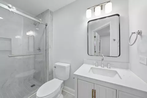 Bath - 23406 W 135th St, Plainfield, IL 60544 photo 3 of 4